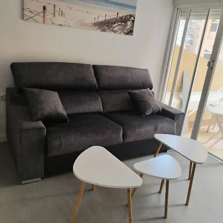 Estudio Ana De Monaco דירה *