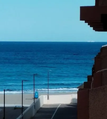 Estudio Ana De Monaco * לה מנגה דל מר מנור